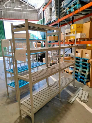 Lote Estanterías de aluminio para hostelería