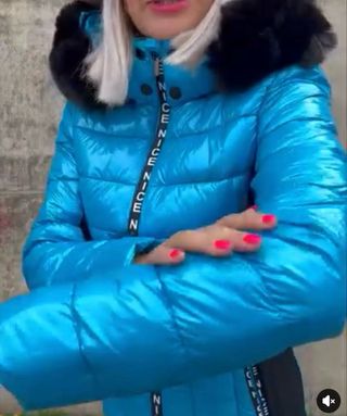 Bomber con cappuccio e pelliccia