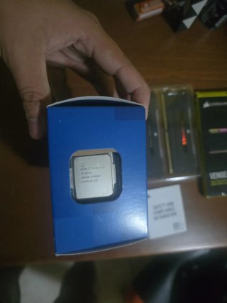 Pack i7 11700 con caja disipador y ram corsair 32G