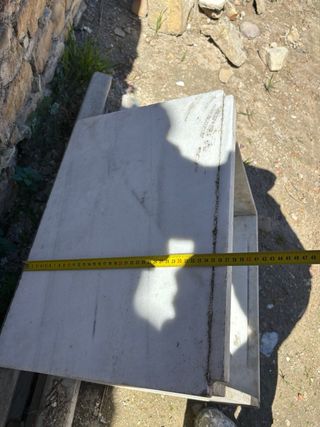 Pila de mármol antigua