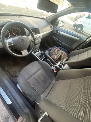 Opel Astra 2008