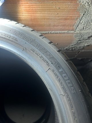 Juego Neumáticos 225/45/18 bridgestone