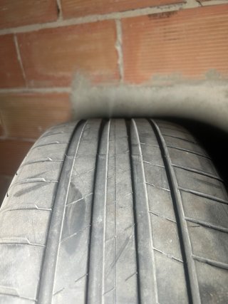 Juego Neumáticos 225/45/18 bridgestone