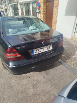 Mercedes-Benz Clase C 2005