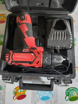 Taladro Atornillador Maletín 6 Piezas