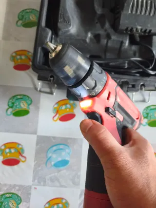 Taladro Atornillador Maletín 6 Piezas