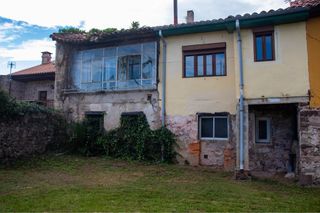 Caserón histórico en Cartes