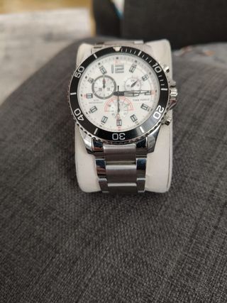 Reloj Time Force plateado y blanco