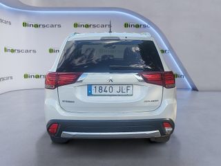 Mitsubishi Outlander 220did 150cv kaiteki 4wd 2016