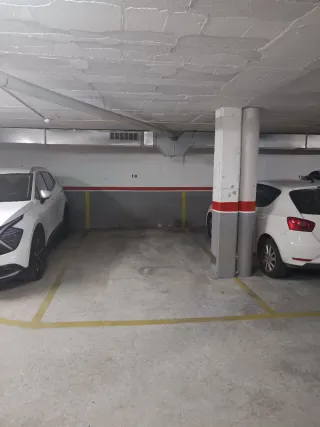 Se Venden 2 Plaza de Garaje 1 DOBLE otra Individua
