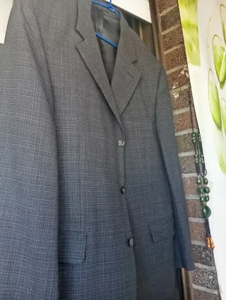 Lote 3 chaquetas y 2 pantalones