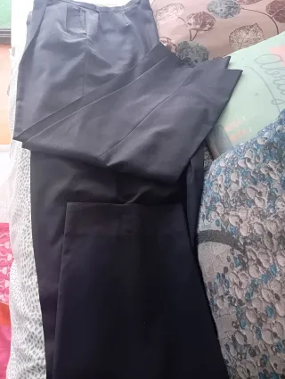 Lote 3 chaquetas y 2 pantalones