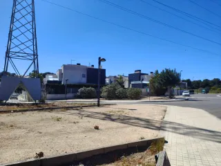 Busco trabajo de limpiadora por horas ZONA TORRENT