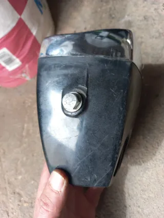 Faro Guzzi de 49