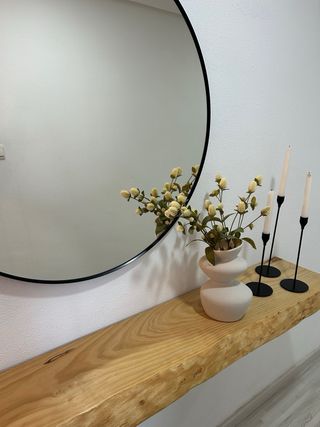 Entradita de madera y metal