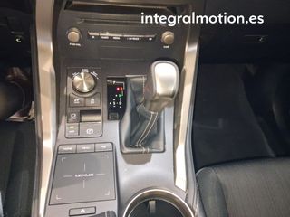 Lexus NX 2.5 300h Business 2WD