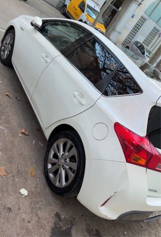 Toyota Auris 2015