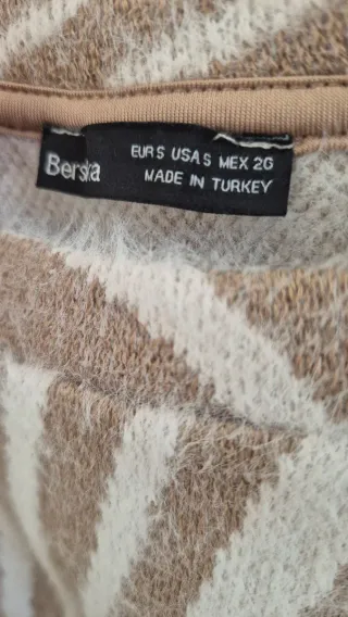 Jersey Bershka tacto peluche