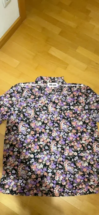Camisa vintage flores L coral lila negro