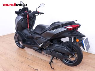 YAMAHA X-MAX 125