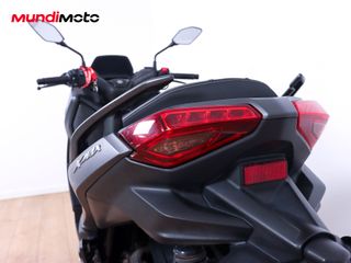 YAMAHA X-MAX 125