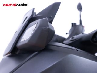 YAMAHA X-MAX 125