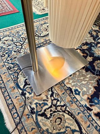 Lámpara de pie de Joana Bover, años 2000.