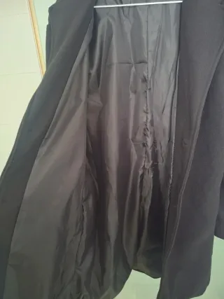 Abrigo negro talla L