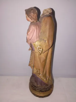 Figura religiosa de estuco antigua