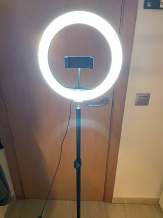 Trípode Aro de Luz con Soporte Móvil