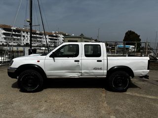 Nissan Navara pick up 4x4
