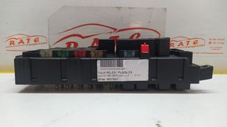 VOLVO S80 BERLINA 2.4 D CAJA RELES / FUSIBLES