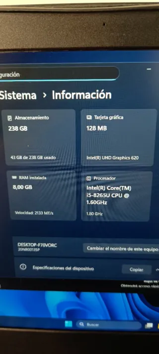 Portátil Lenovo Core i5 8th gen 8GB RAM 256GB SSD