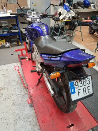 Honda CBF 250 Azul