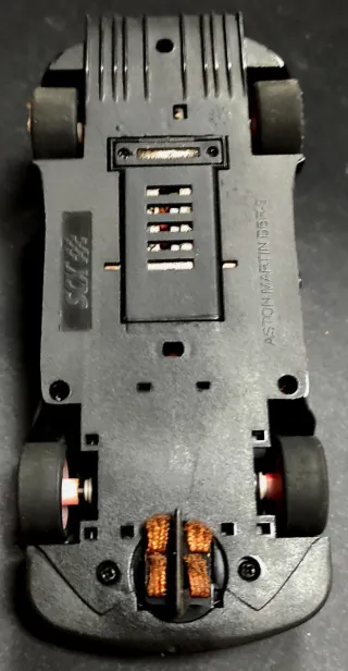 Coche 1 /32 Scalextric -Aston Martin DBR