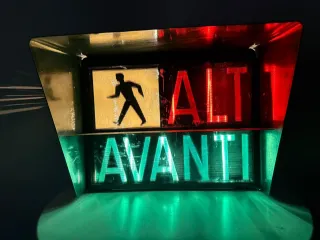 Semáforo luminoso años 60 ALT AVANTI