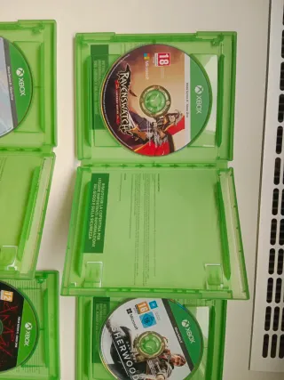 Juegos Xbox Series X/One: Ravenswatch, Gangs of Sh