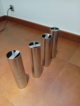 4 Patas Cama 23cm Metal Rosca Plata