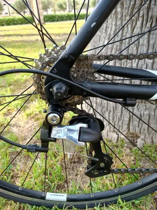 BICICLETA CARRETERA BTWIN TRIBAN 500