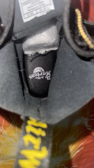 Stivaletti Dr. Martens neri con zip