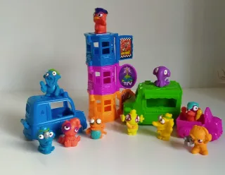 10 Figure di Giocattoli Mostruosi