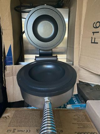 Máquina Waffles UFO yd-2205x