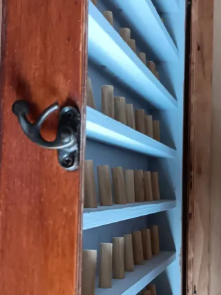 Armario vitrina madera y cristal