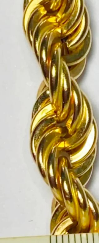 Cadena laminada en oro 18k