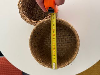 Cestos decorativos de bambú y mimbre