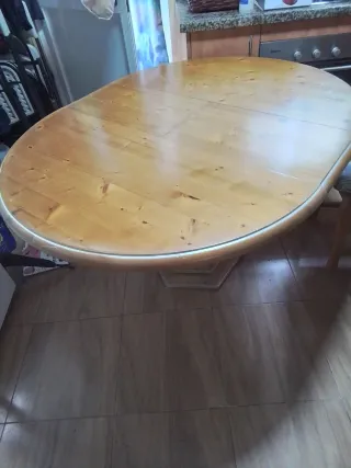 Mesa redonda madera y 3 sillas