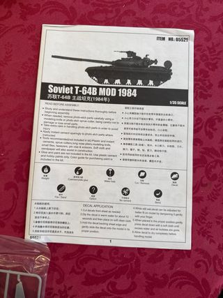 Maqueta Tanque Soviet T-64B Mod 1984 Trumpeter