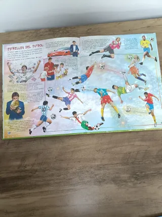 Lot 2 llibres "Busca i troba" - Futbol i Hípica