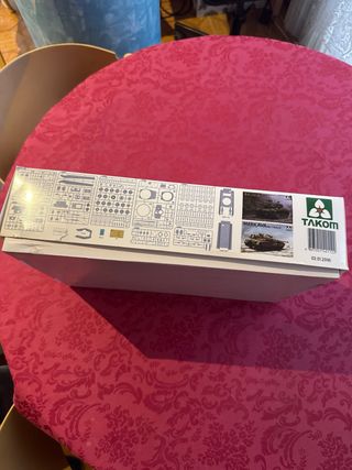 Maqueta King Tiger 4 en 1 Initial Production