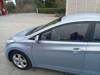 Hyundai Elantra 2011